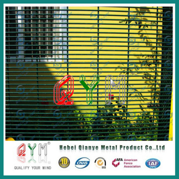 Qym-PVC Revêtu Anti-Climb 358 Clôture / 12.7*76.2mm Mesh Security Fence